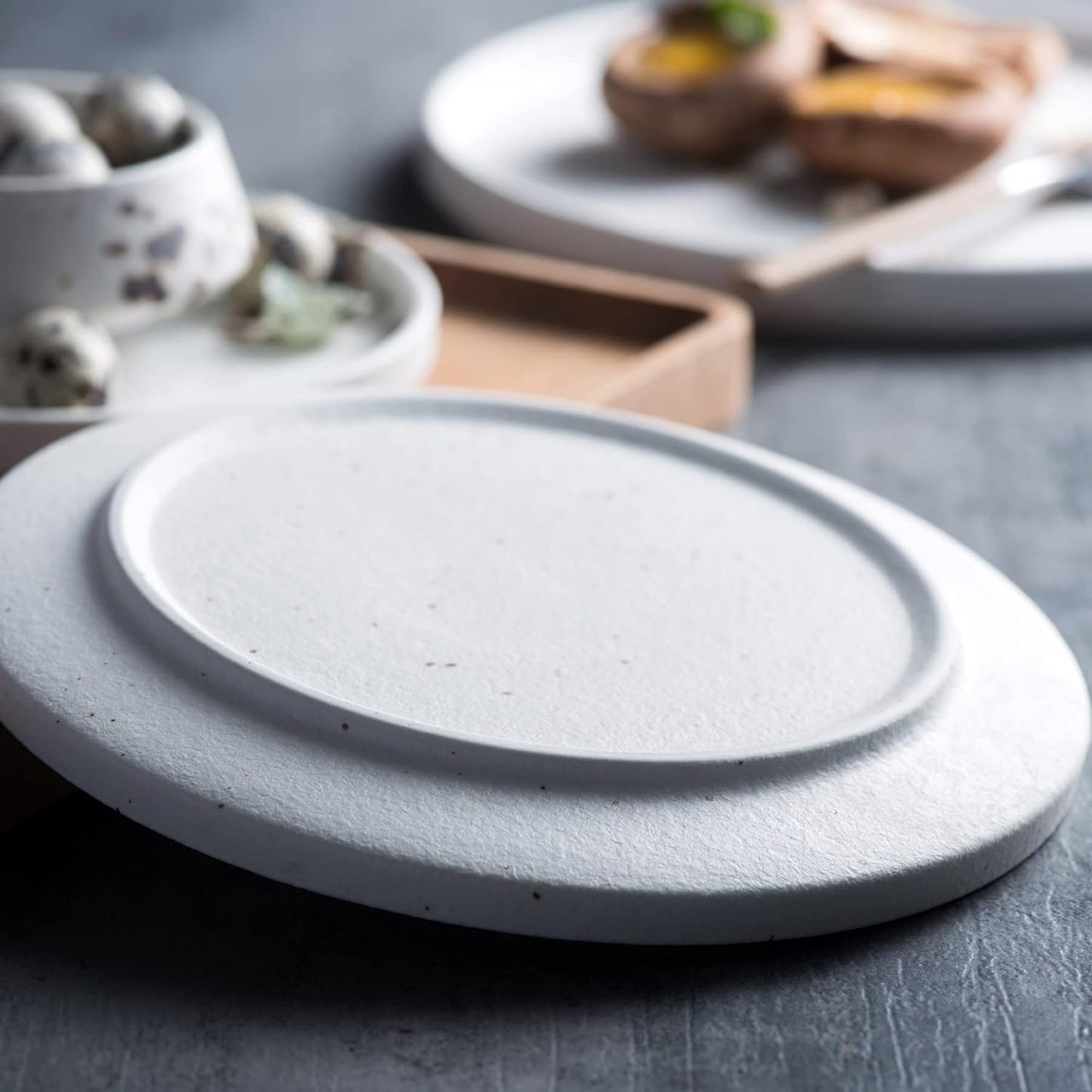 Dinner Plates 8.5Inch Ceramic Plate Dessert Salad Plates,Set of 4 Dinnerware Set (Matte White&Mocha)
