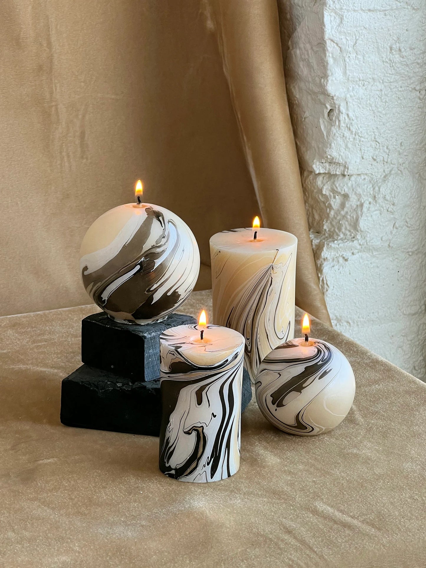 Metallic Marble Sphere Candle