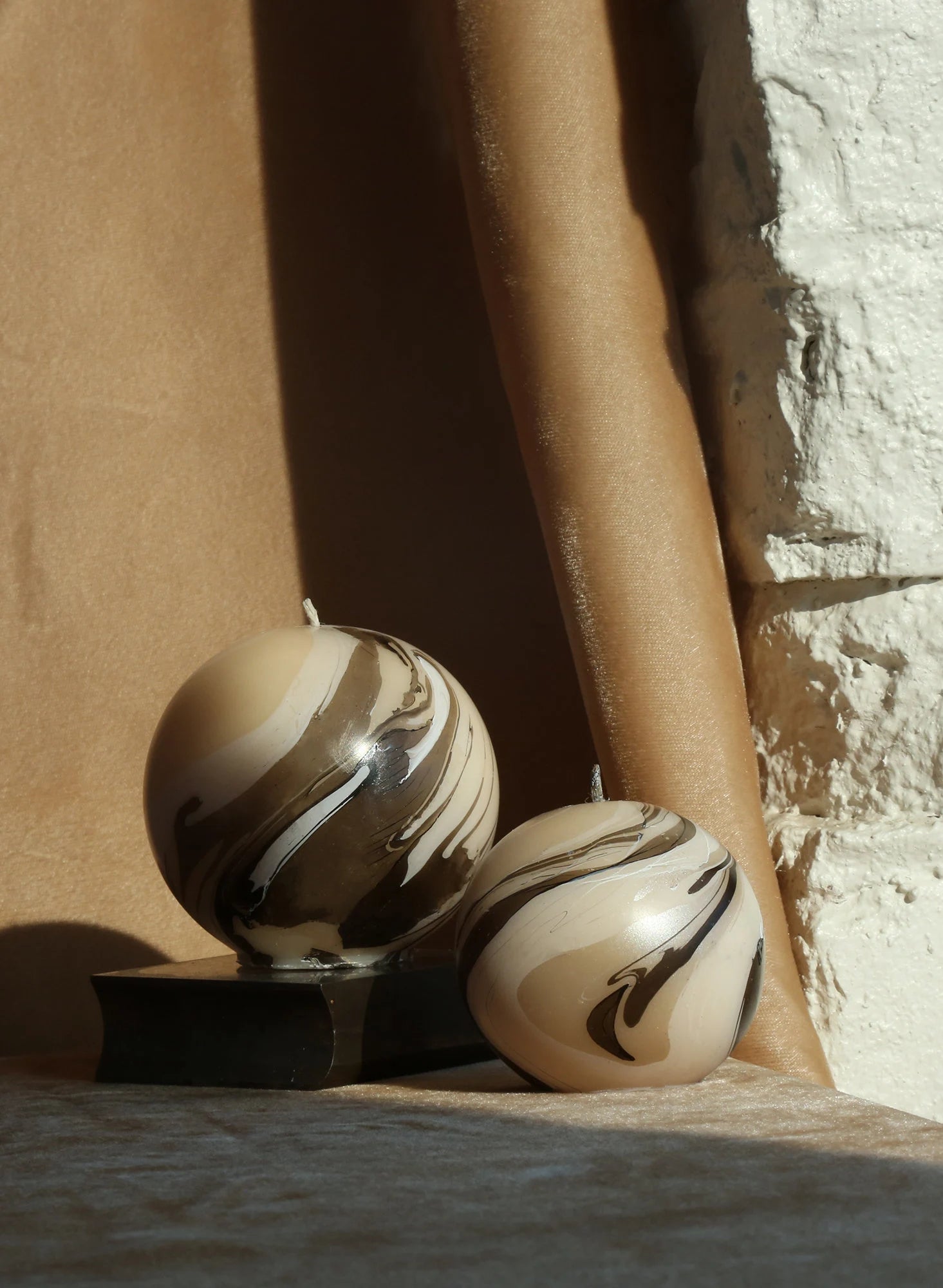 Metallic Marble Sphere Candle