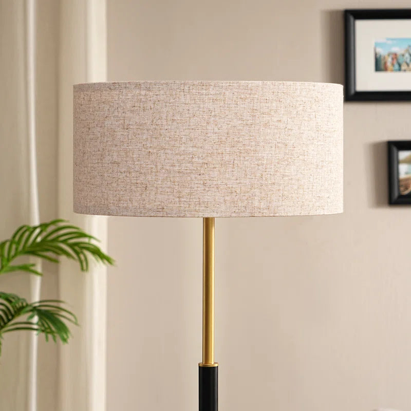 Deaver 63'' Traditional Floor Lamp